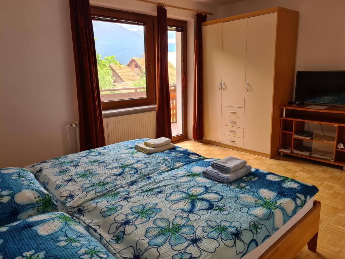 Apartmaji Mezan Lägenhet Bled Exteriör bild